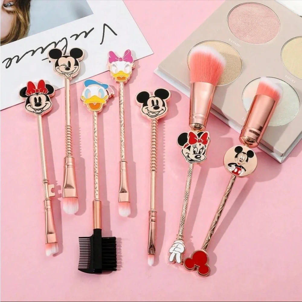 Disney Mickey and Friends Makeup Brush Set